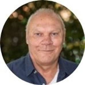 Desmond Ron Smith
