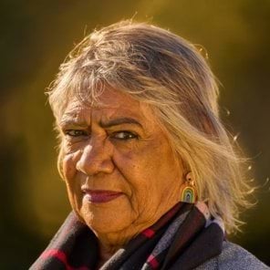 Headshot of Aunty Iris